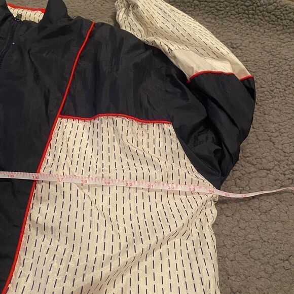 Body Conditioning Gear Vintage Windbreaker - Picture 6 of 13